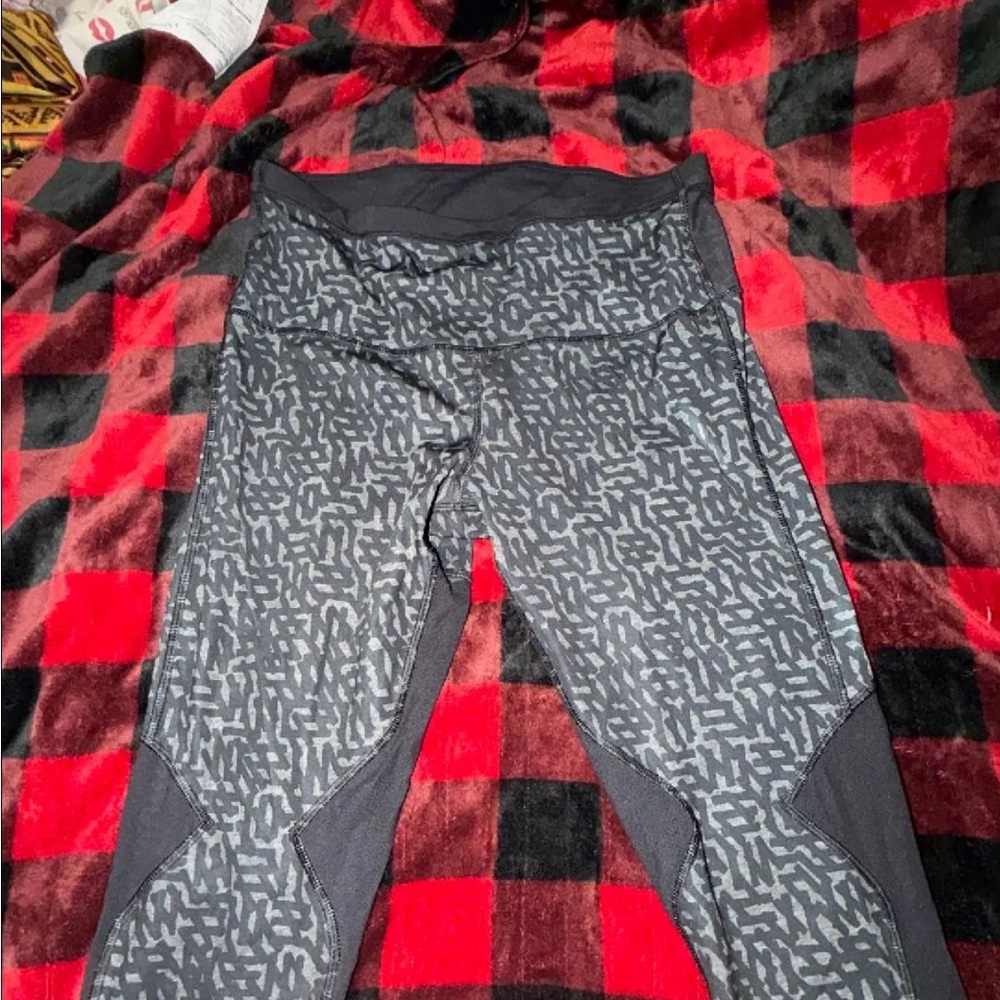 Lululemon Gray Patterned Leggings size 10